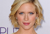 Hair-trend-alert-windblown-bobs-side